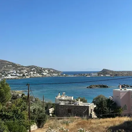 Holiday home Molly's